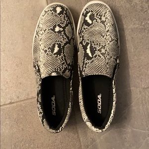 Soda snakeskin sneakers
